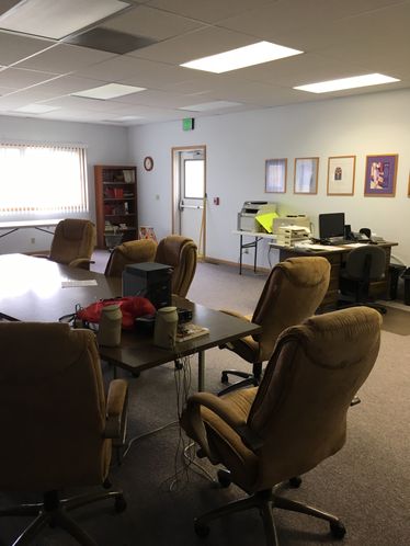 805 S County Line Rd, Hebron, IN 46341